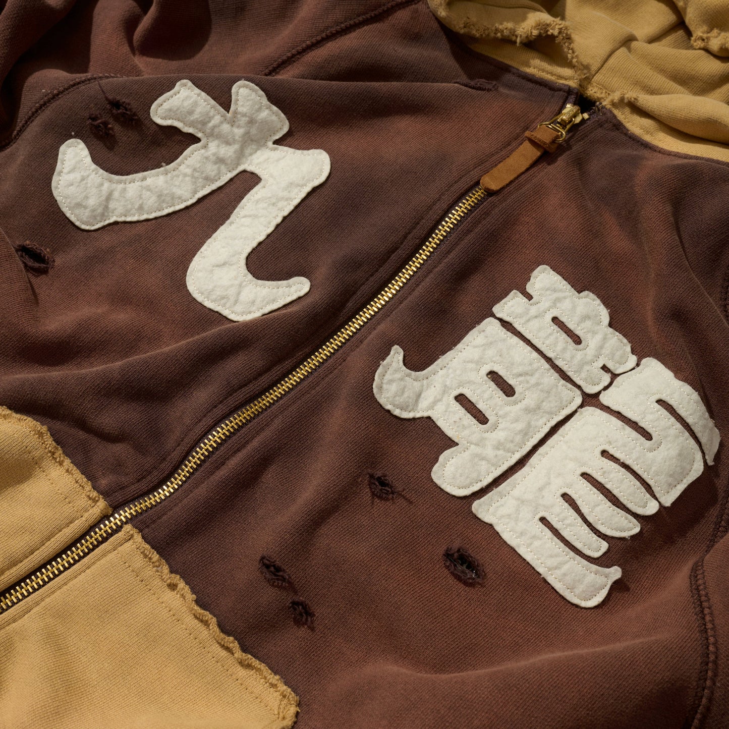 TWO TONE DISTRESSED SUN FADED KOWLOON ZIP-UP HOODIE / SABLE BROWN