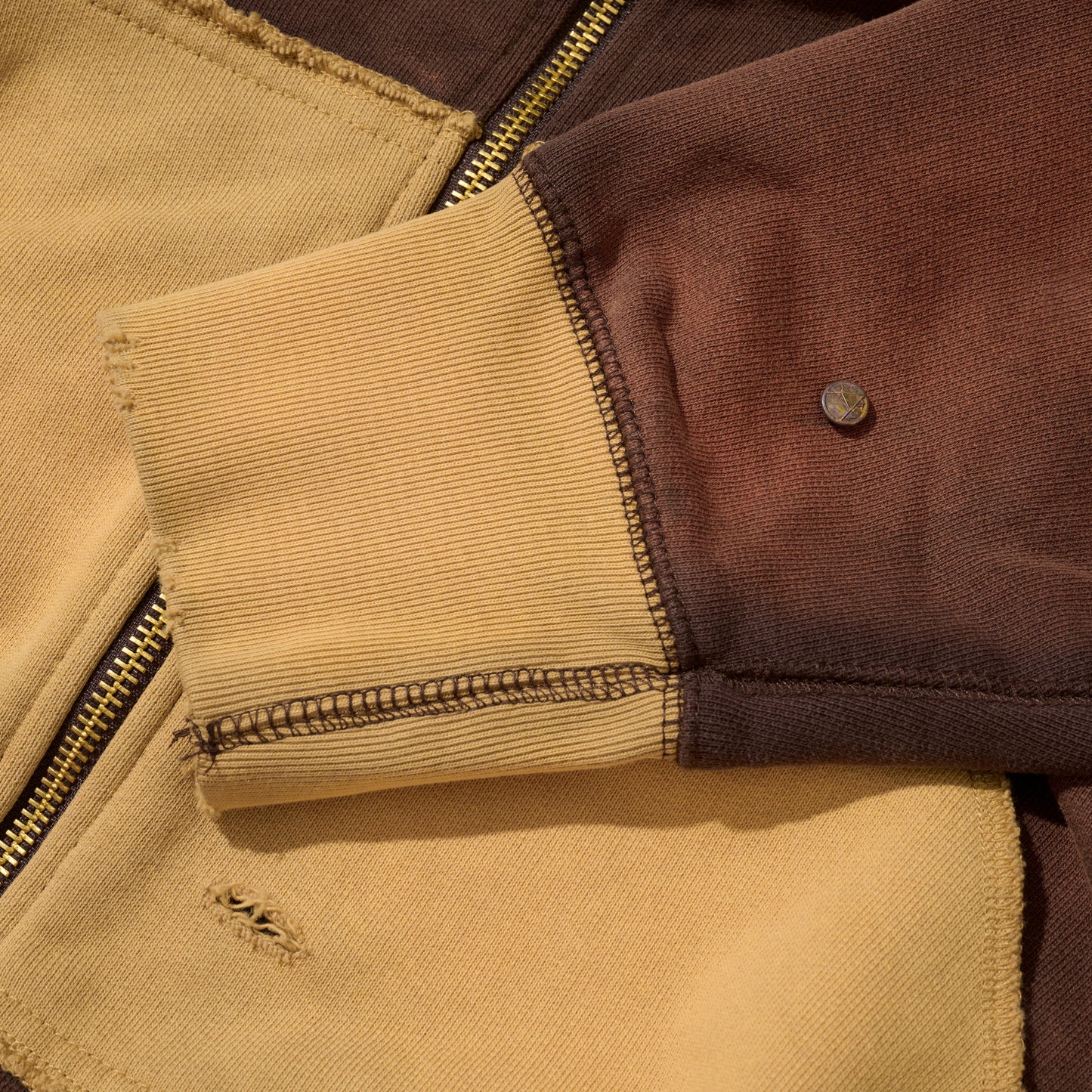 TWO TONE DISTRESSED SUN FADED KOWLOON ZIP-UP HOODIE / SABLE BROWN