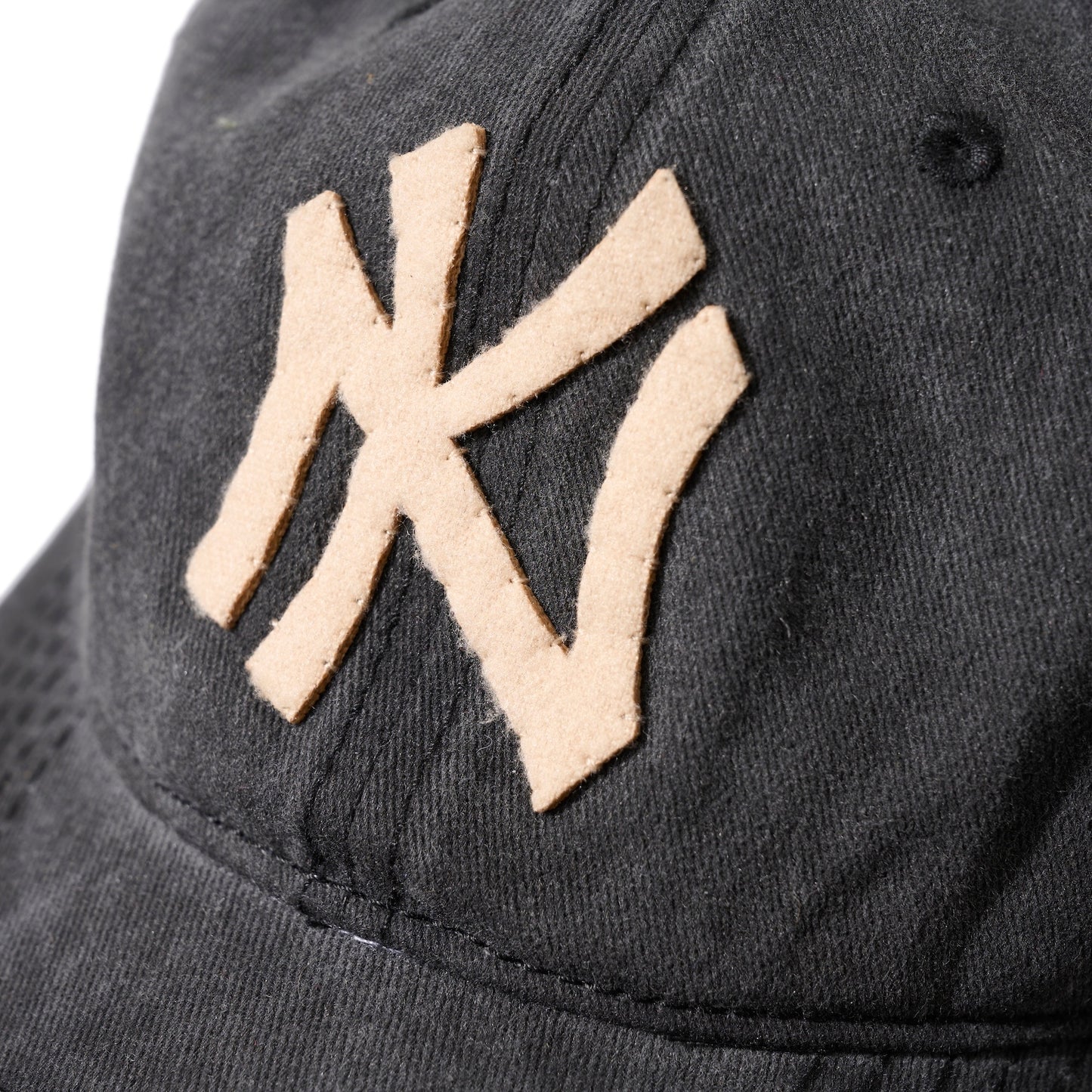 FADED WASHED HAND QUILTED "KN” CAP / CHARCOAL