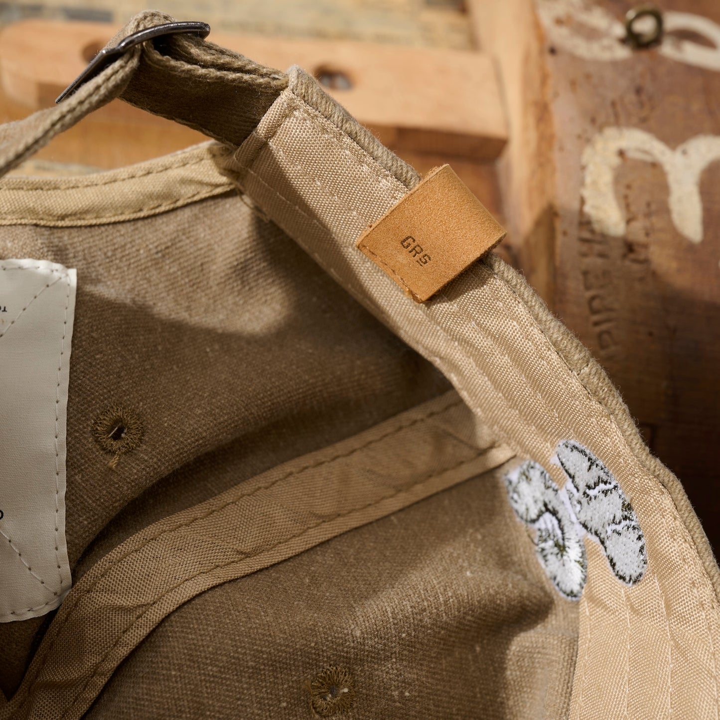 FADED WASHED HAND QUILTED "KOWLOON” CAP / SAND BEIGE