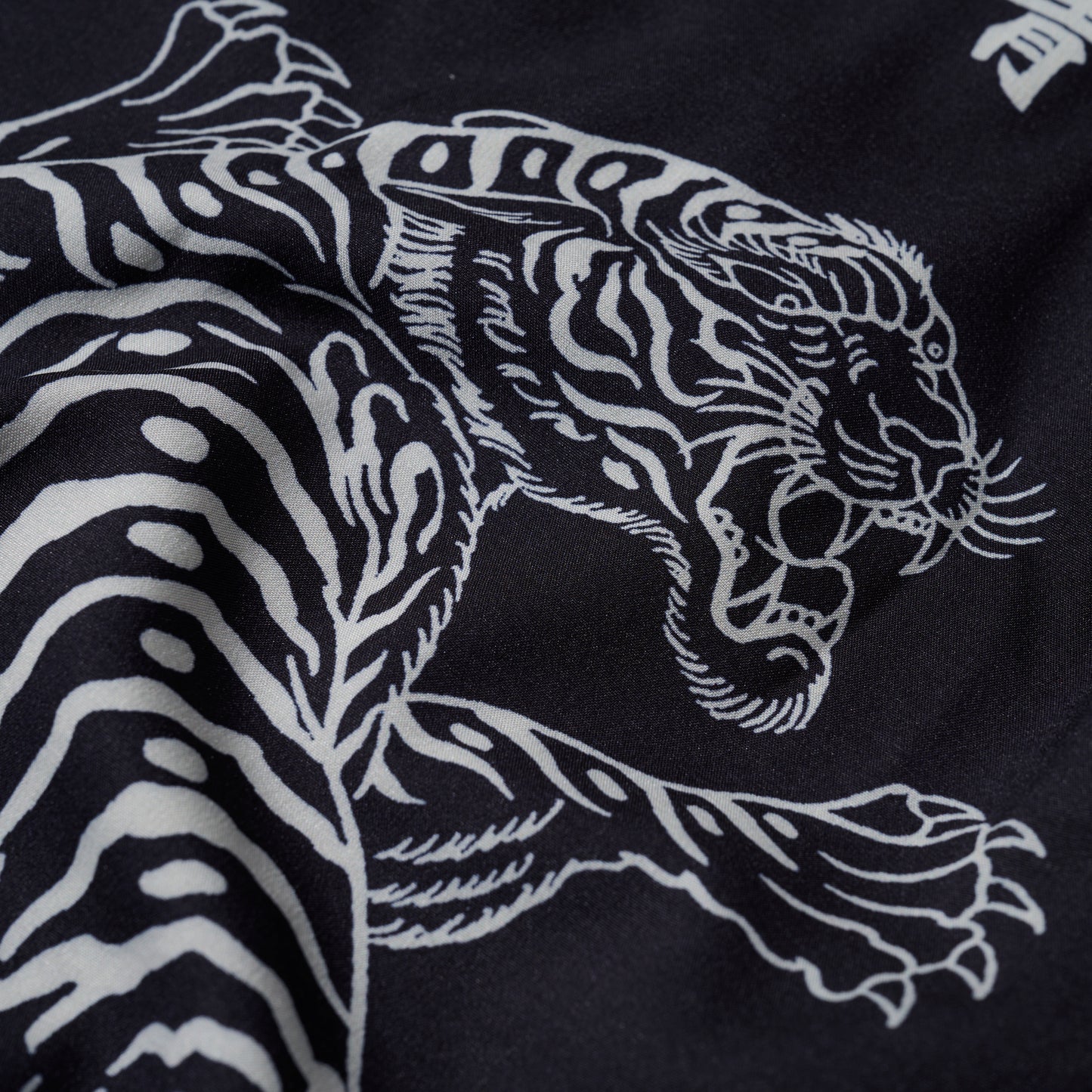GRS x 59TATTOO OVERPRINT SHORTS / UPHILL TIGER