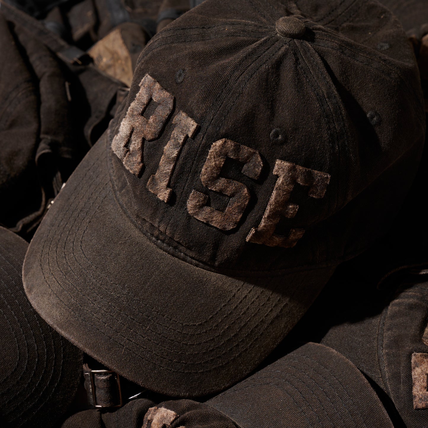 MUD DYEING FADED WASHED HAND QUILTED "RISE” CAP