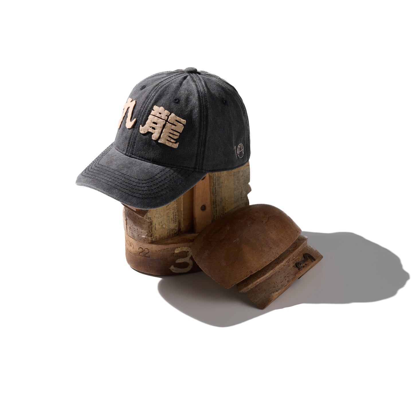 GRS 10th Anniversary Visual Archives - The First Decade Deluxe Edition “Kowloon” Cap Special Boxset