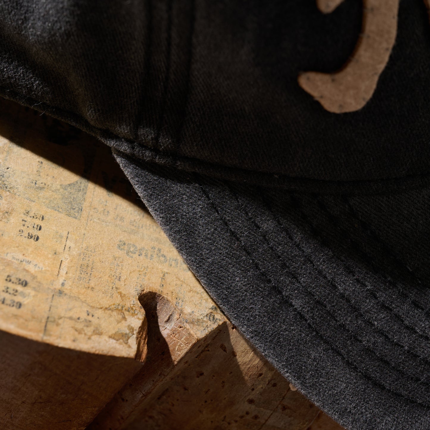 GRS 10th Anniversary Visual Archives - The First Decade Deluxe Edition “Kowloon” Cap Special Boxset