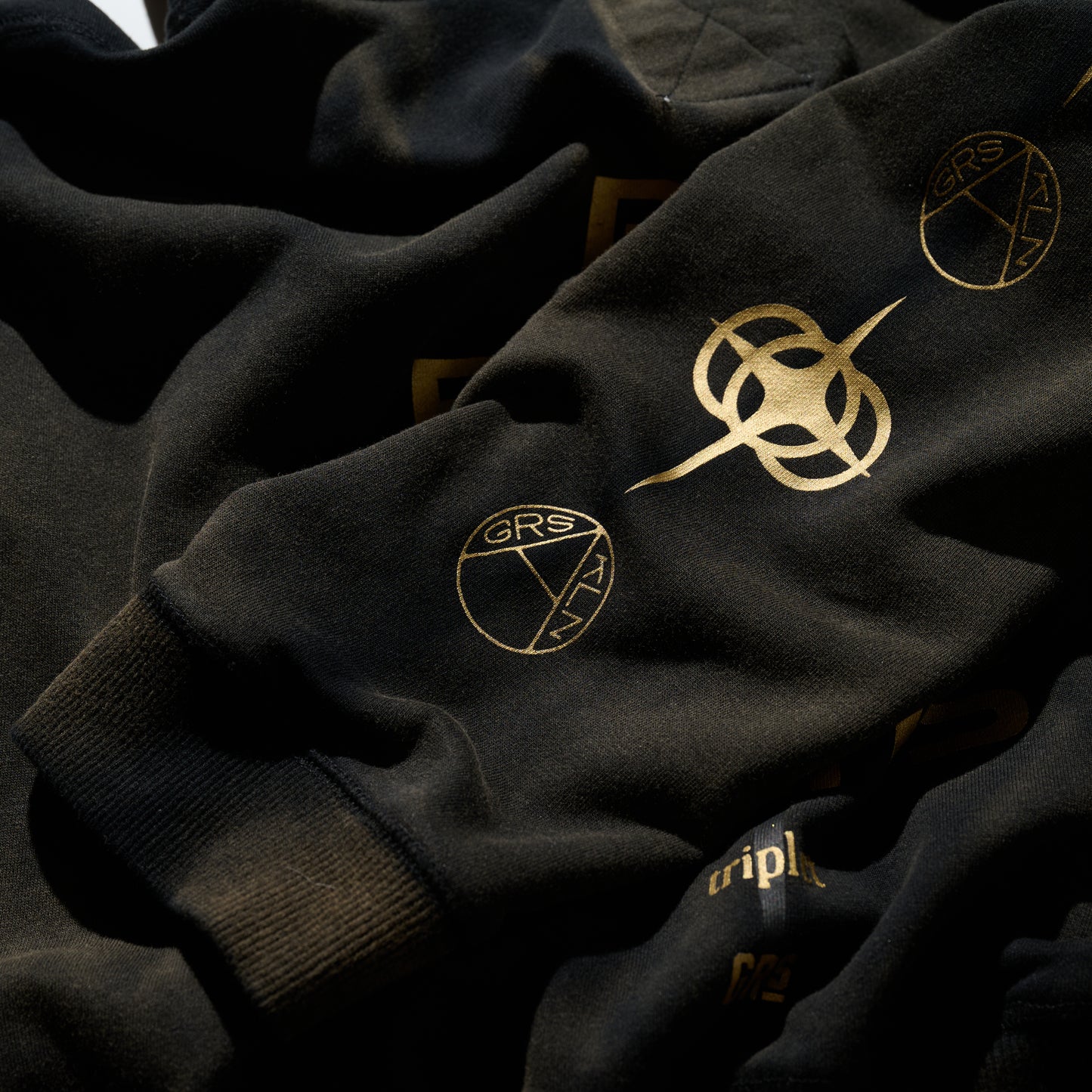 GRS x Triplet W Distressed “Kowloon” Cropped Zip-up Hoodie Black x Gold