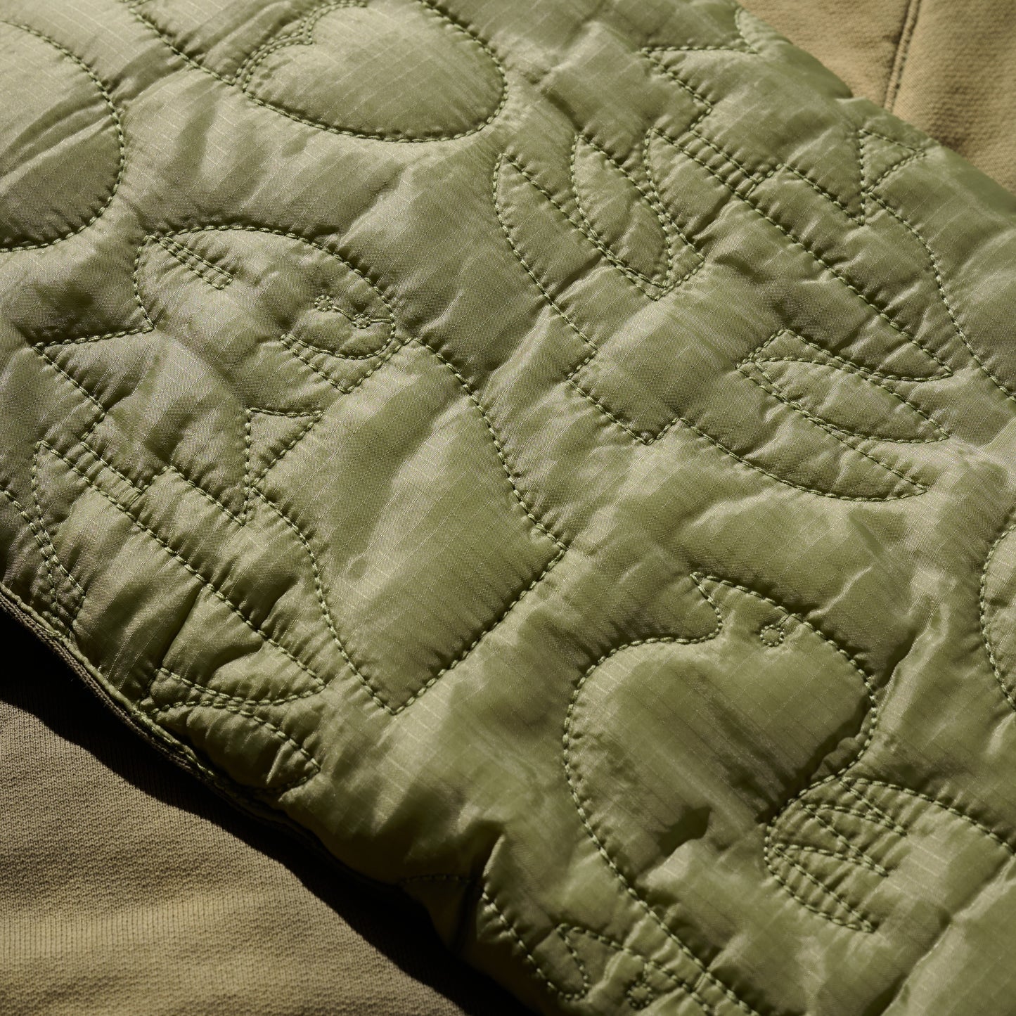 “Freedom & Peace” Sun Faded Sweat Puffer Scarf