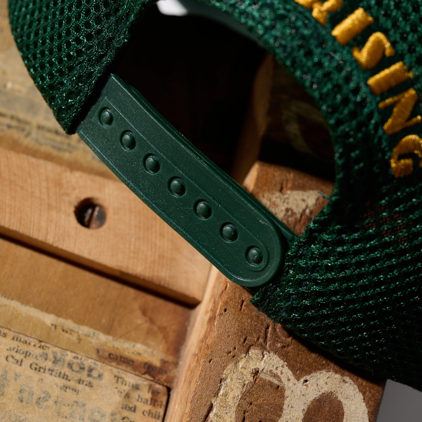“Shit Year Good People” Racing Cap / Gotland Green
