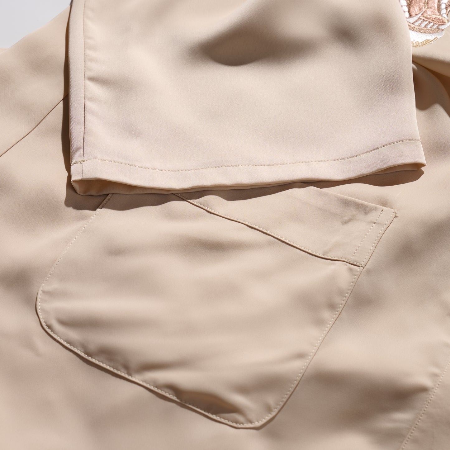 "Haw Par Mansion" Kimono / Champagne Gold