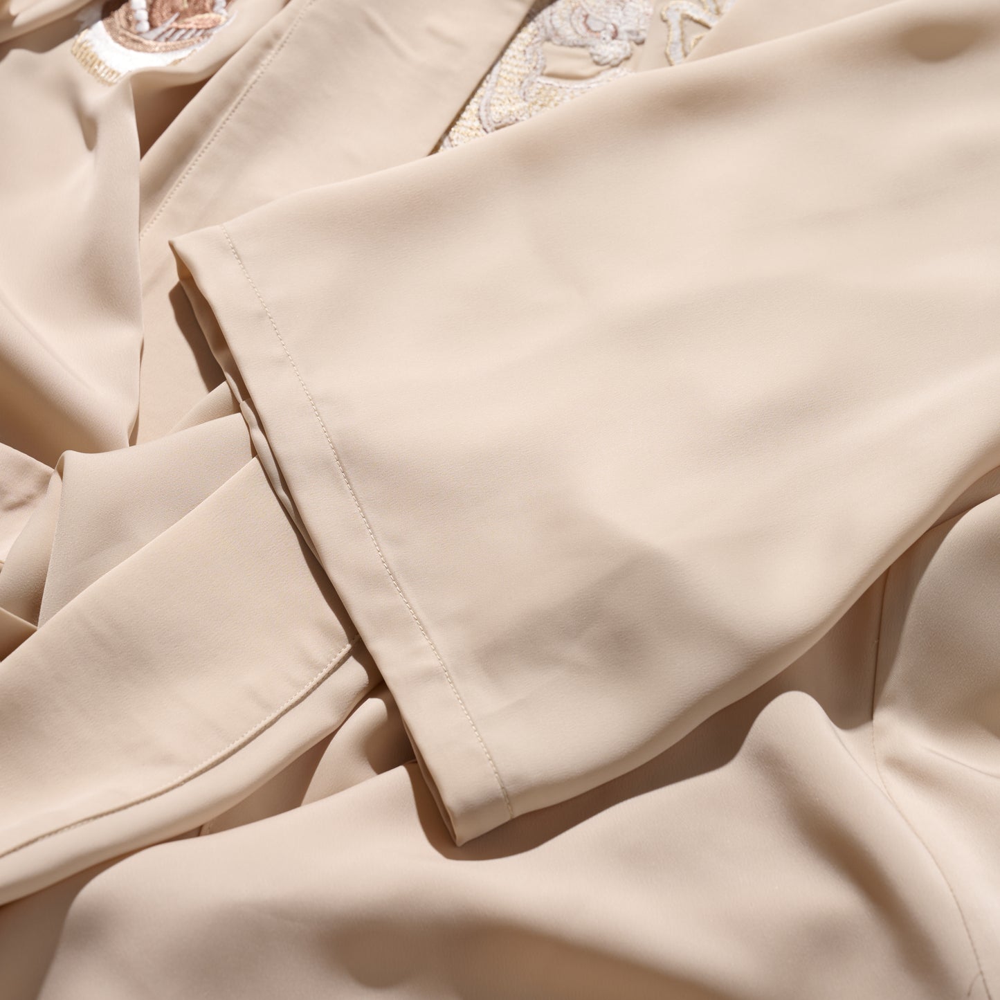 "Haw Par Mansion" Kimono / Champagne Gold