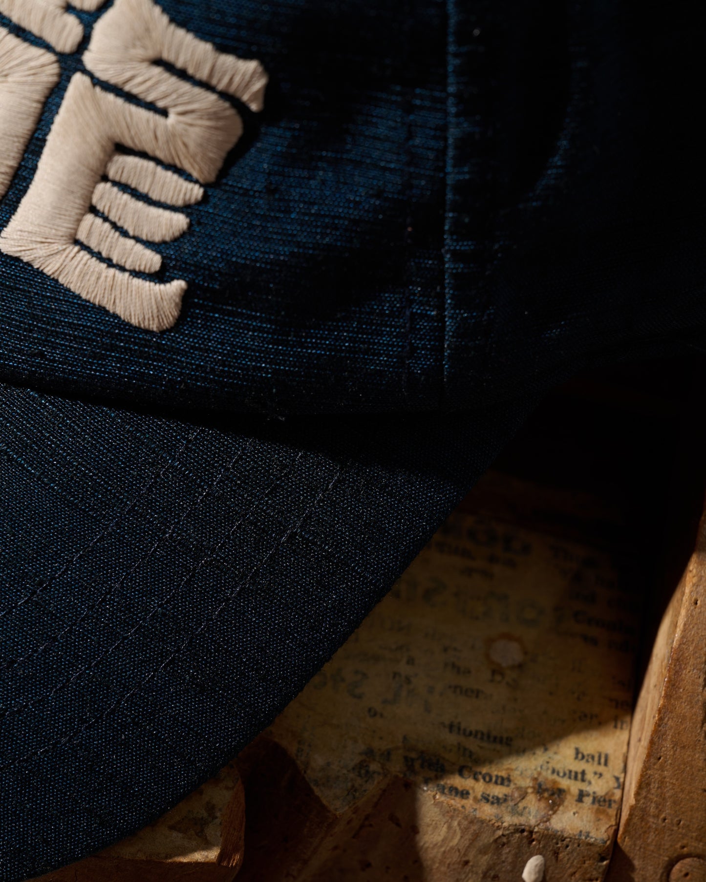 Kimono Silk Embroidery “Kowloon” Cap type 23