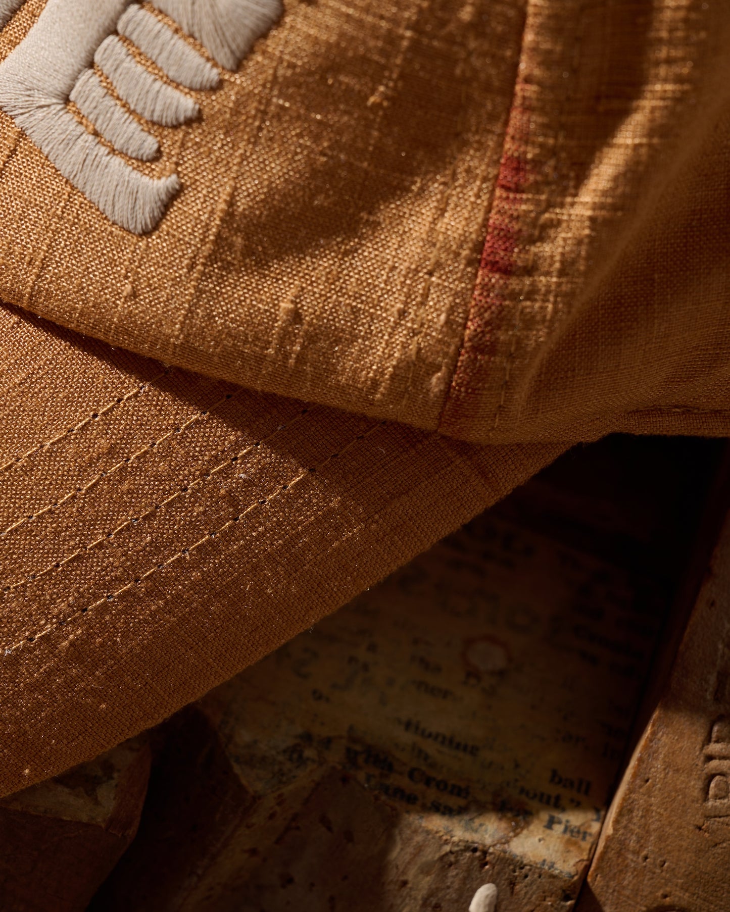 Kimono Silk Embroidery “Kowloon” Cap type 24