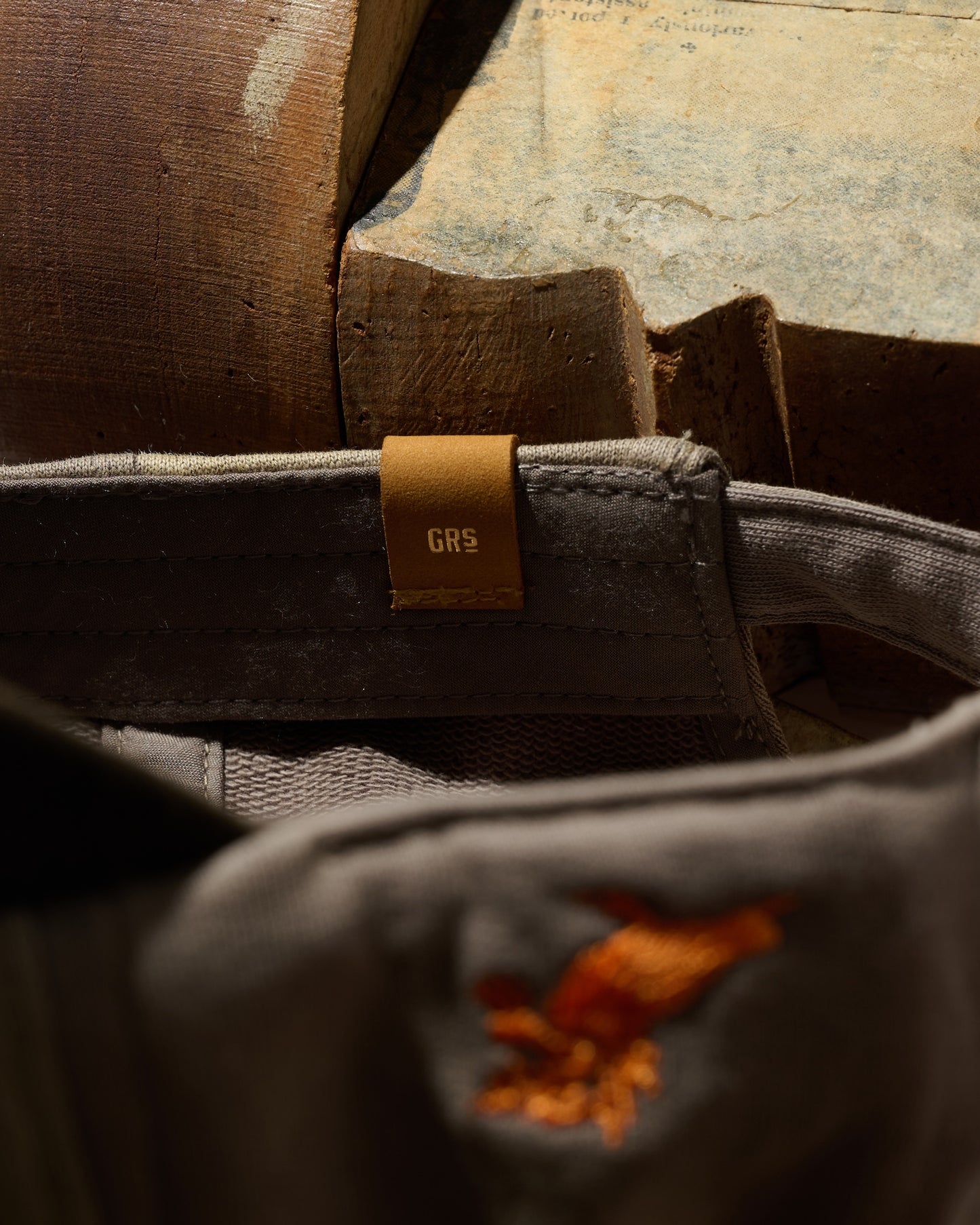 HEAVY WEIGHT SUN FADED “KOWLOON” CAP