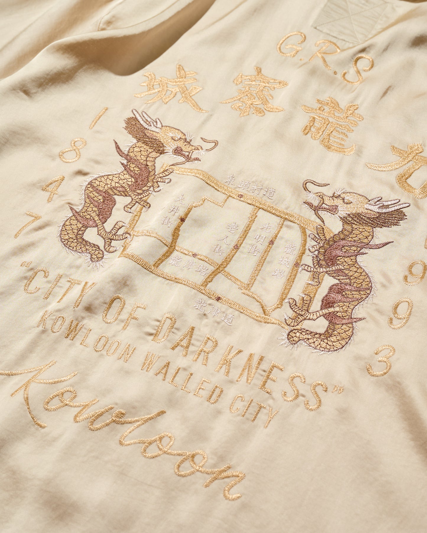 KOWLOON WALLED CITY SILK SHIRT / DESERT BEIGE