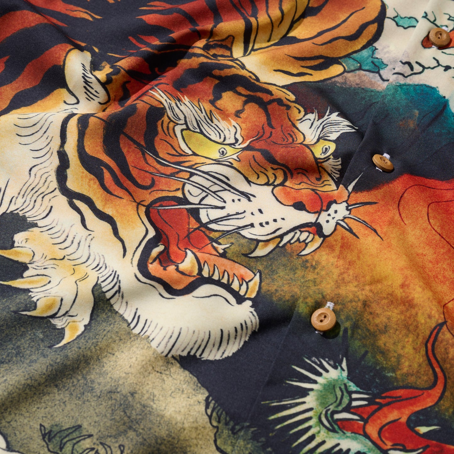 DOWNHILL TIGER & DRAGON OVERPRINT SHIRT