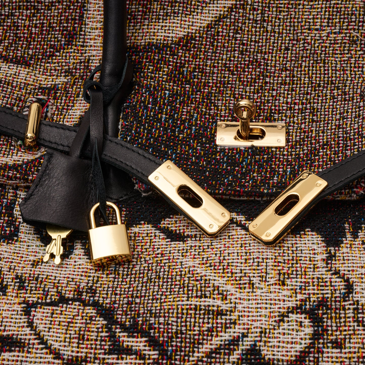 STD JACQUARD & CALF LEATHER TOTE BAG