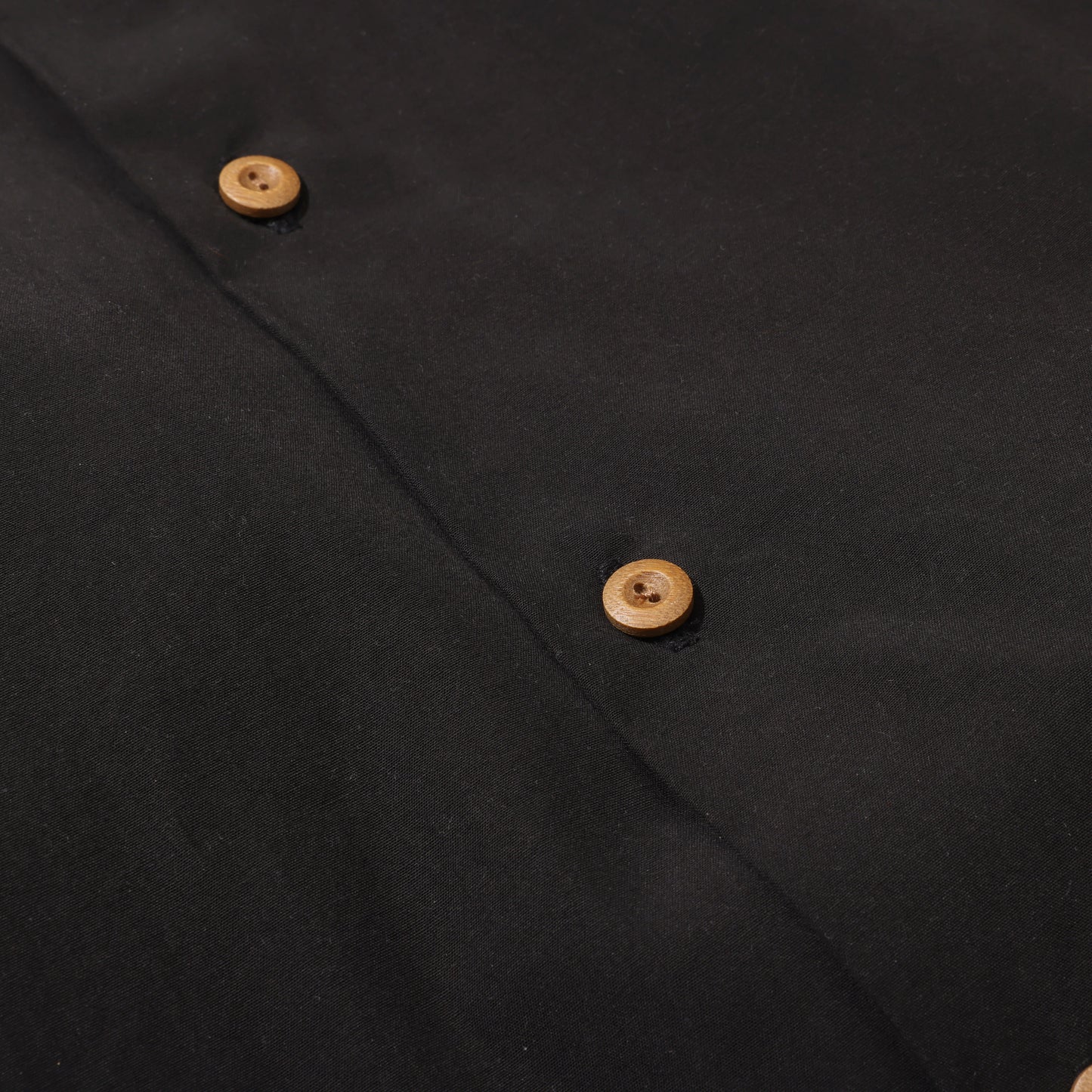 STD LONG COLLAR BLACK SHIRT