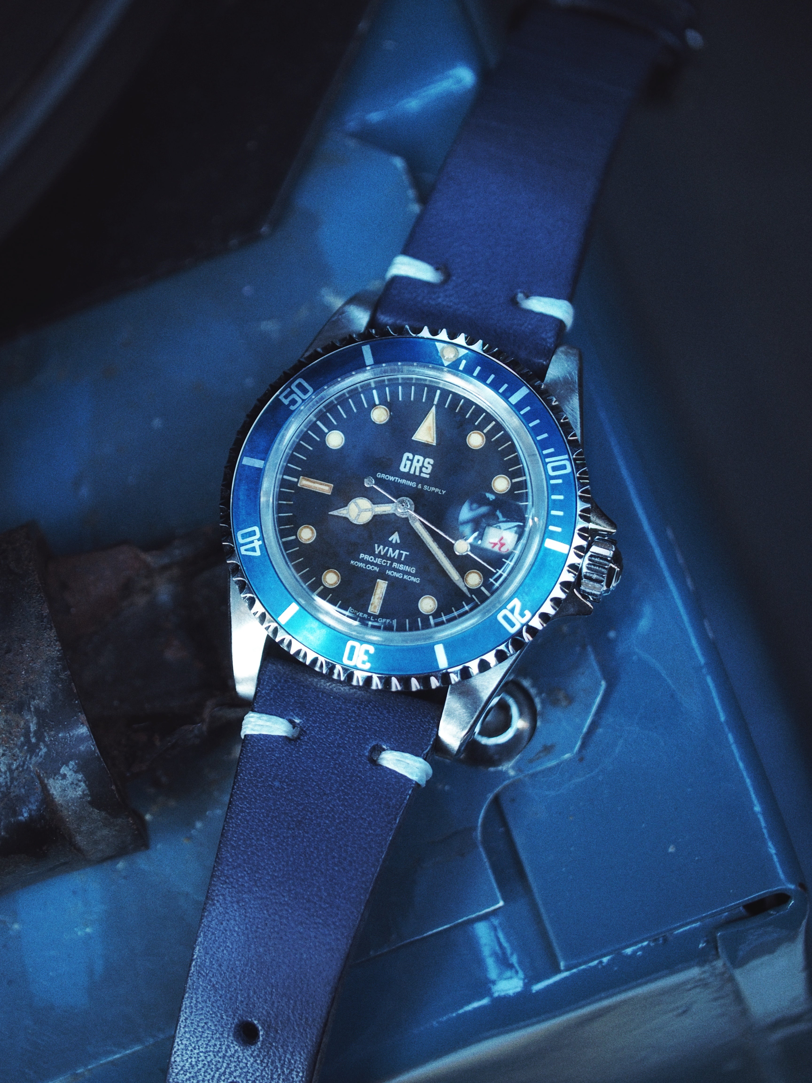 WMT WATCHES / ROYAL MARINE - GHOST GILT | ONE TENTH
