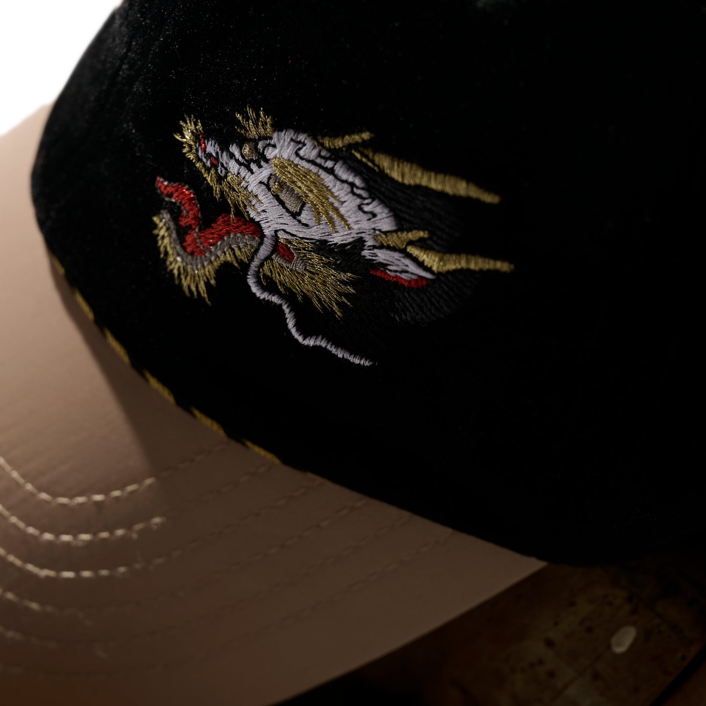 Embroidery Velvet Suka Cap / Double Dragon