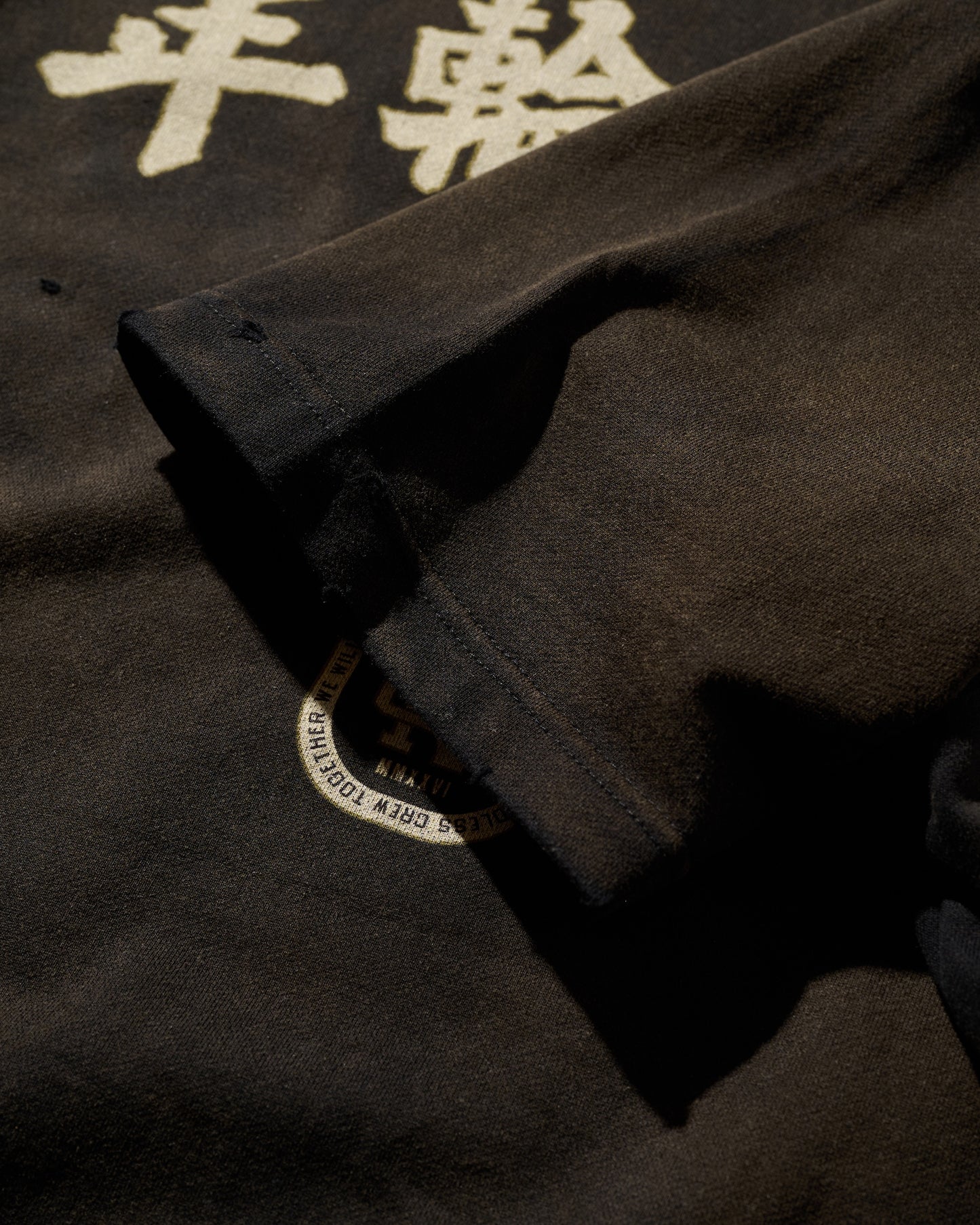 HEAVYWEIGHT SUN FADED TEE / BLACK