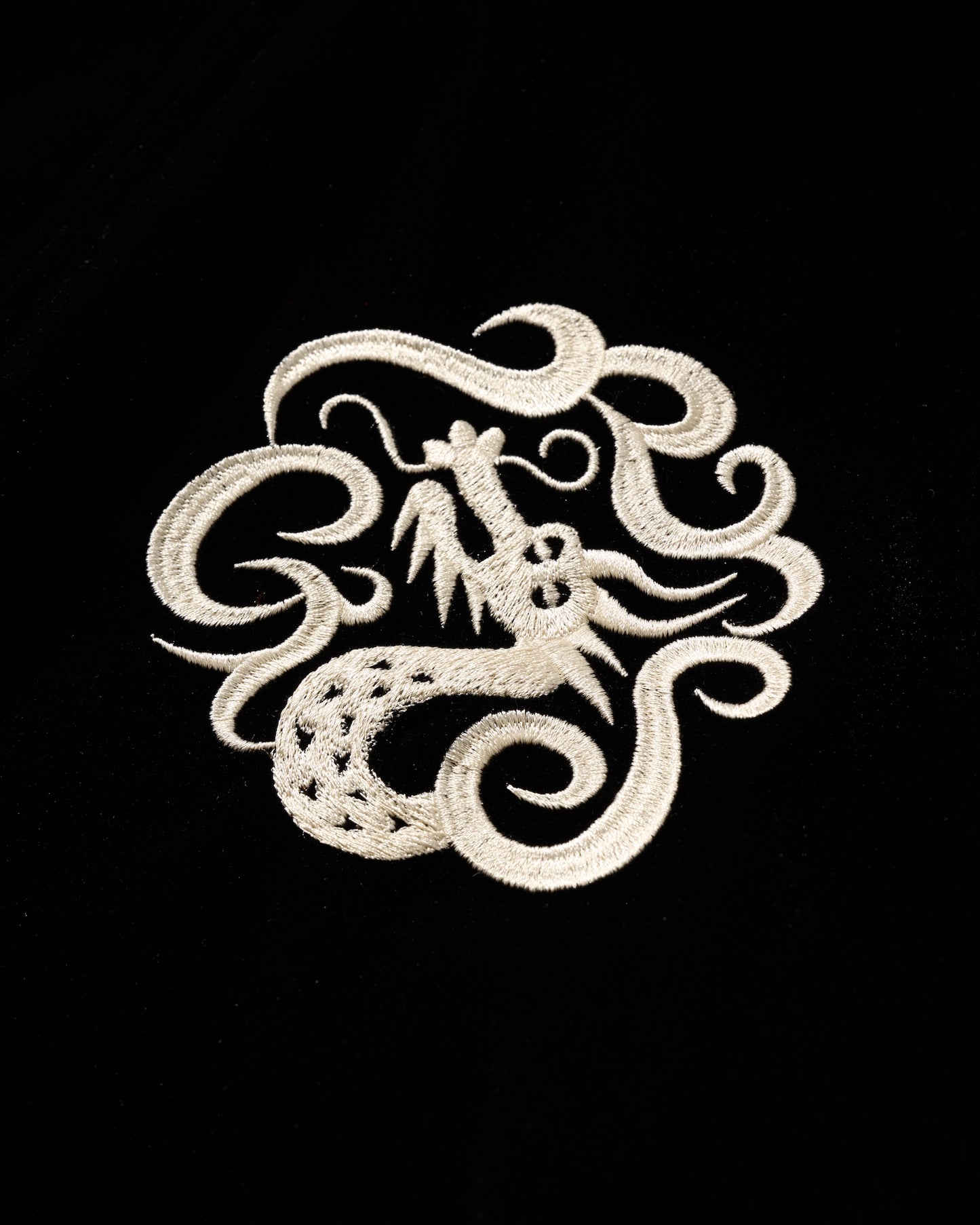 YEAR OF HORSE REVERSIBLE JACQUARD SUKAJAN JACKET