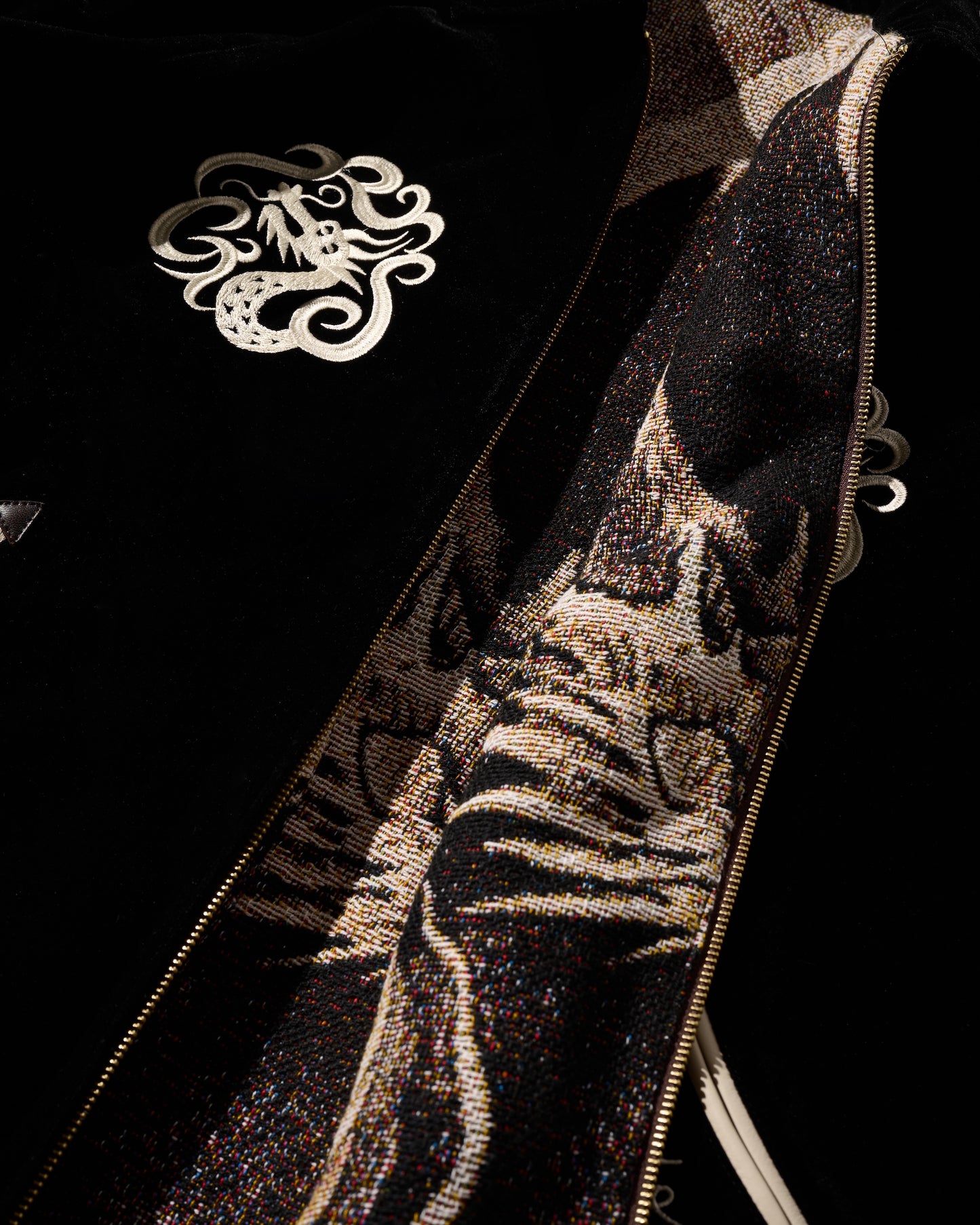 YEAR OF HORSE REVERSIBLE JACQUARD SUKAJAN JACKET