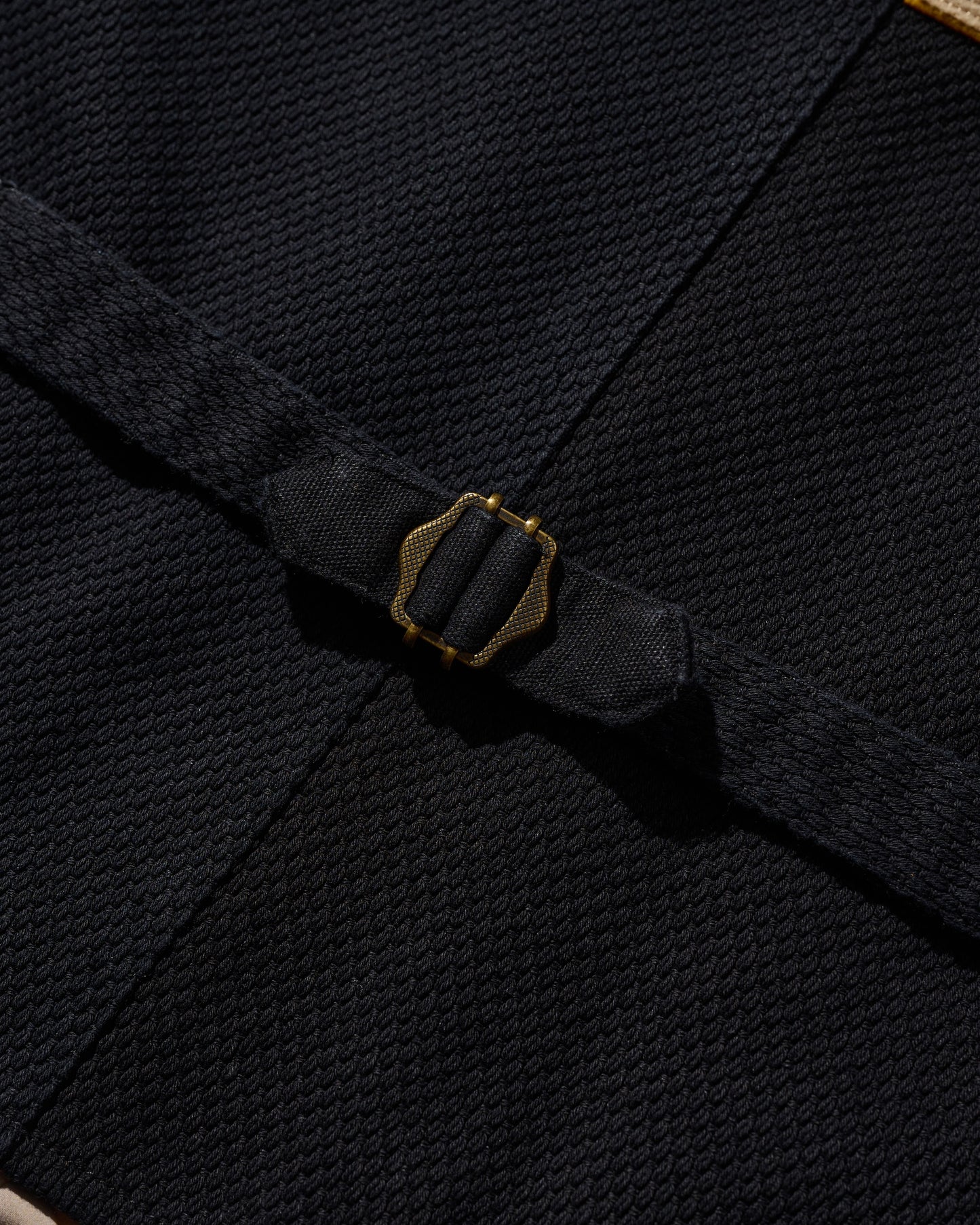 SASHIKO KUNG FU VEST / KUROZOME