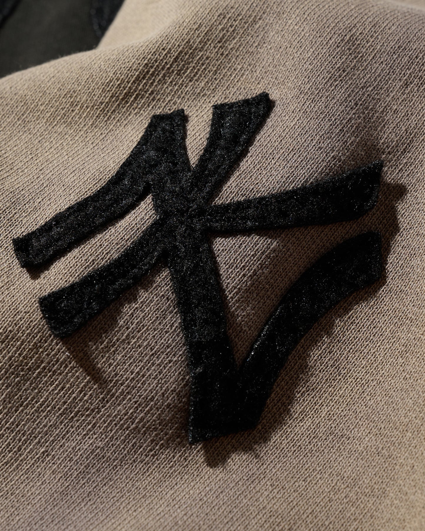 HEAVY WEIGHT SUN FADED "KOWLOON" HOODIE