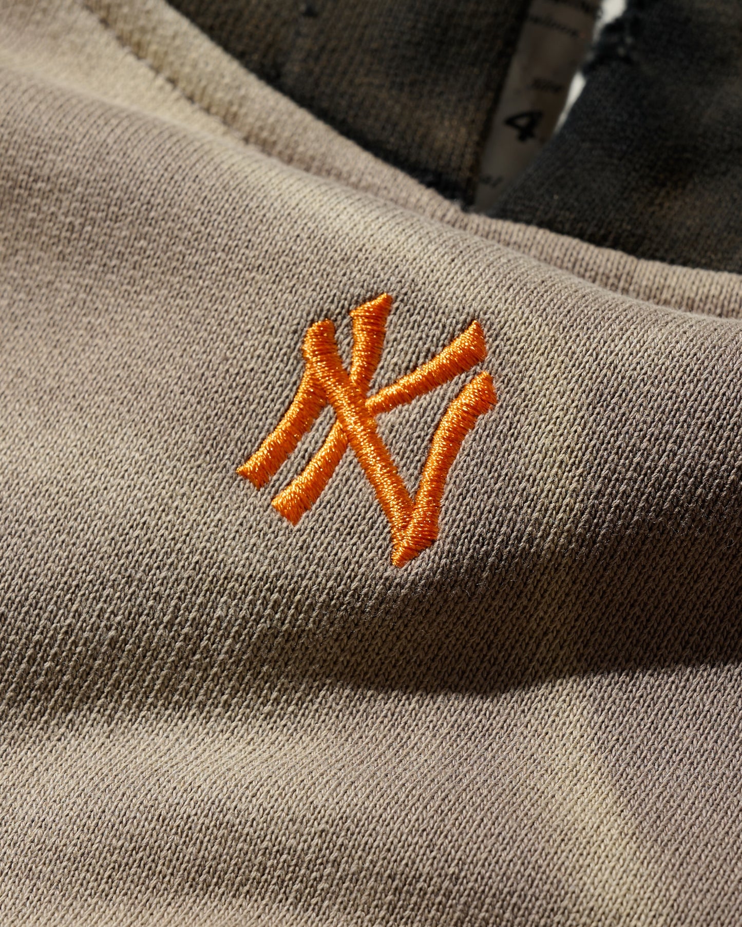 HEAVY WEIGHT SUN FADED "NEW YORK" HOODIE