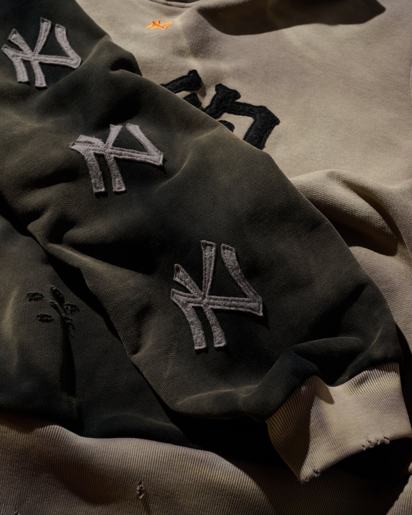 HEAVY WEIGHT SUN FADED "NEW YORK" HOODIE