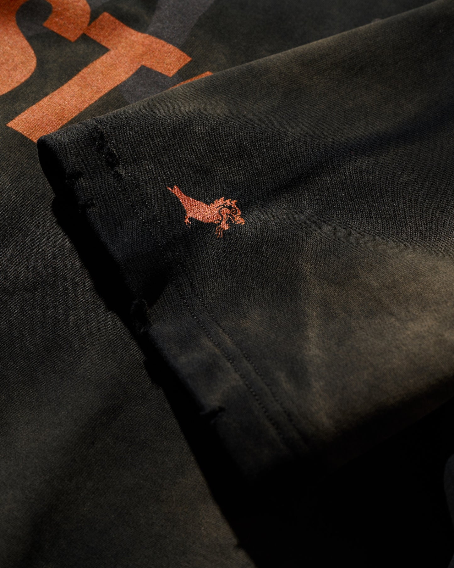 HEAVY WEIGHT SUN FADED “KOWLOON” TEE