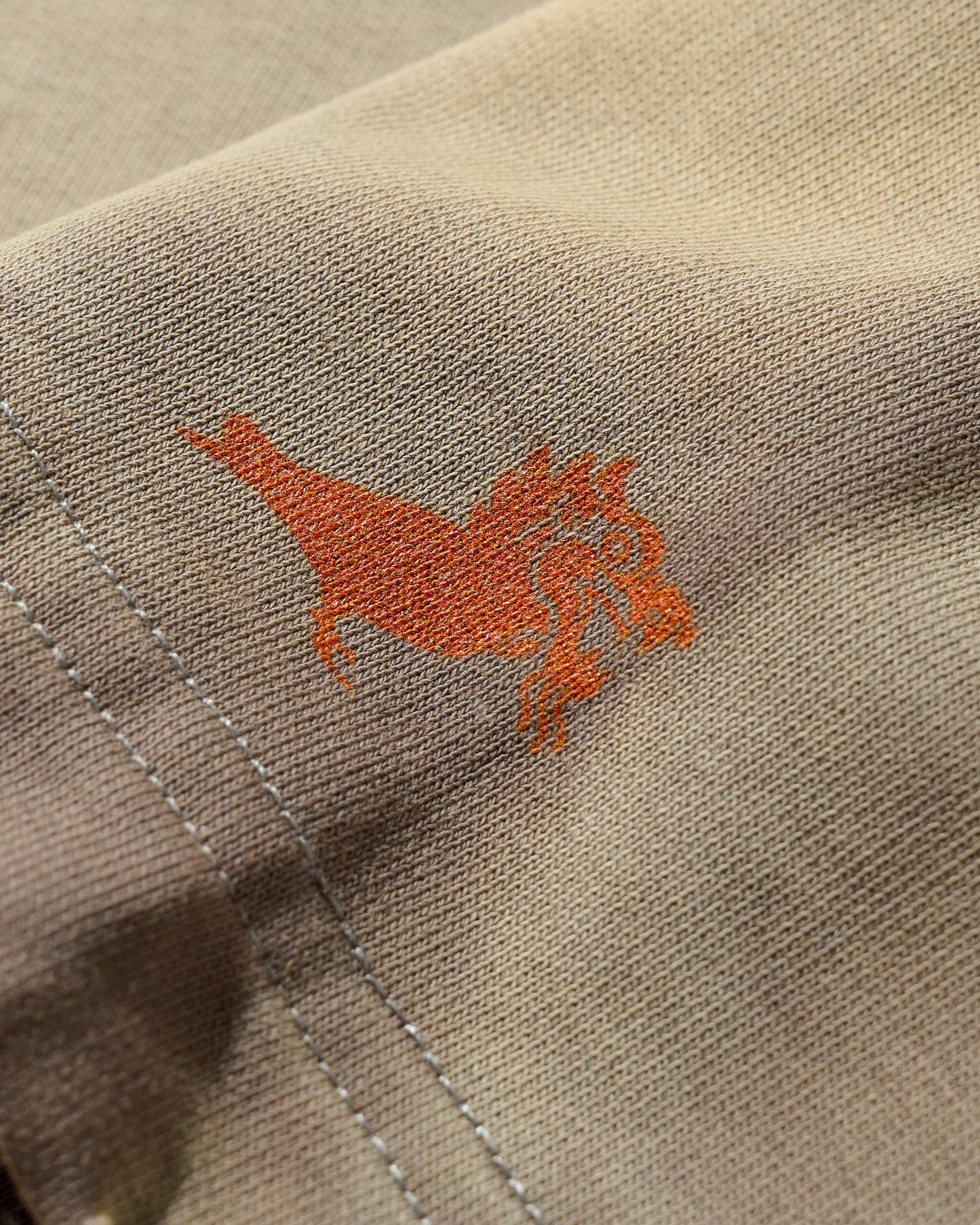 HEAVY WEIGHT SUN FADED “KN” TEE