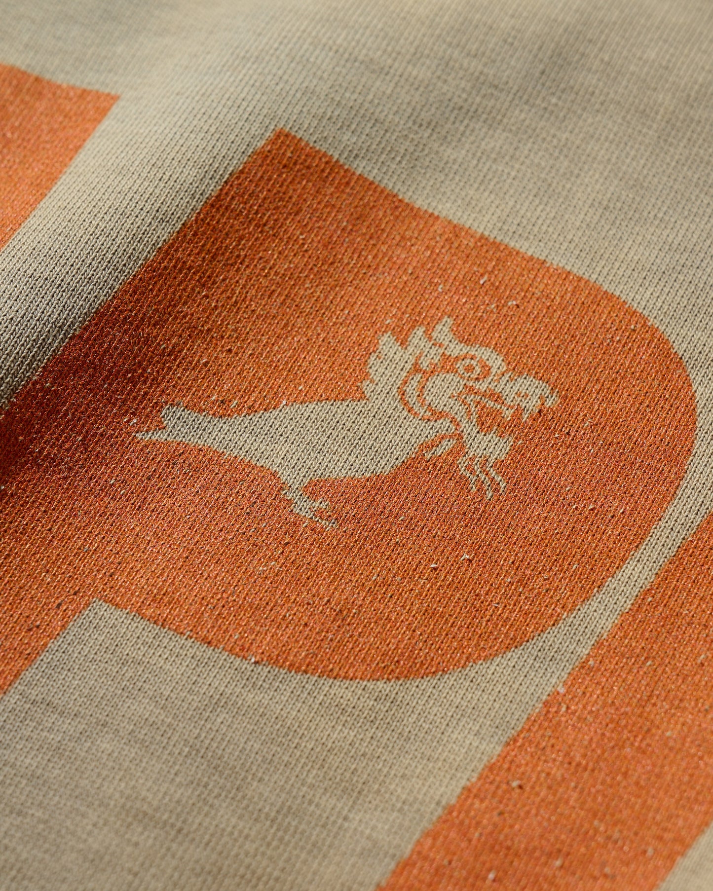 HEAVY WEIGHT SUN FADED “KN” TEE