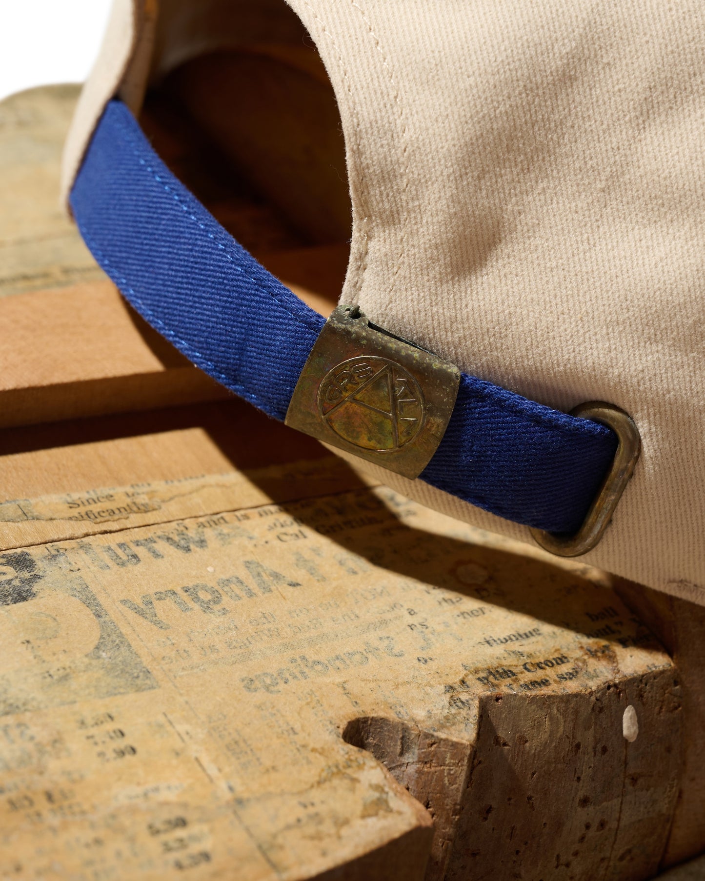 HAND QUILTED “1979” 2-TONE CAP / OFF WHITE & NAVY