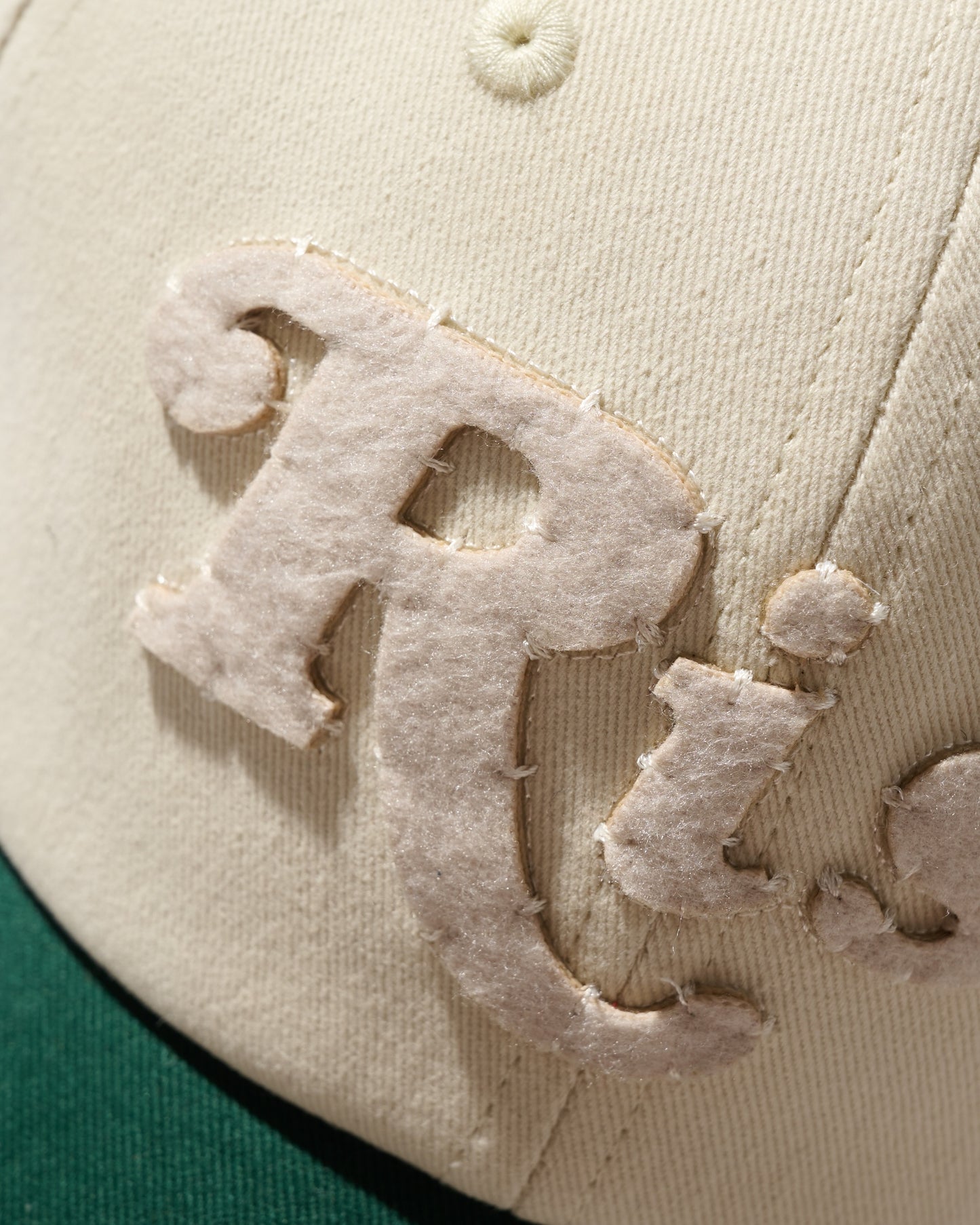HAND QUILTED “RISE” TWO TONE CAP / OFF-WHITE & GREEN