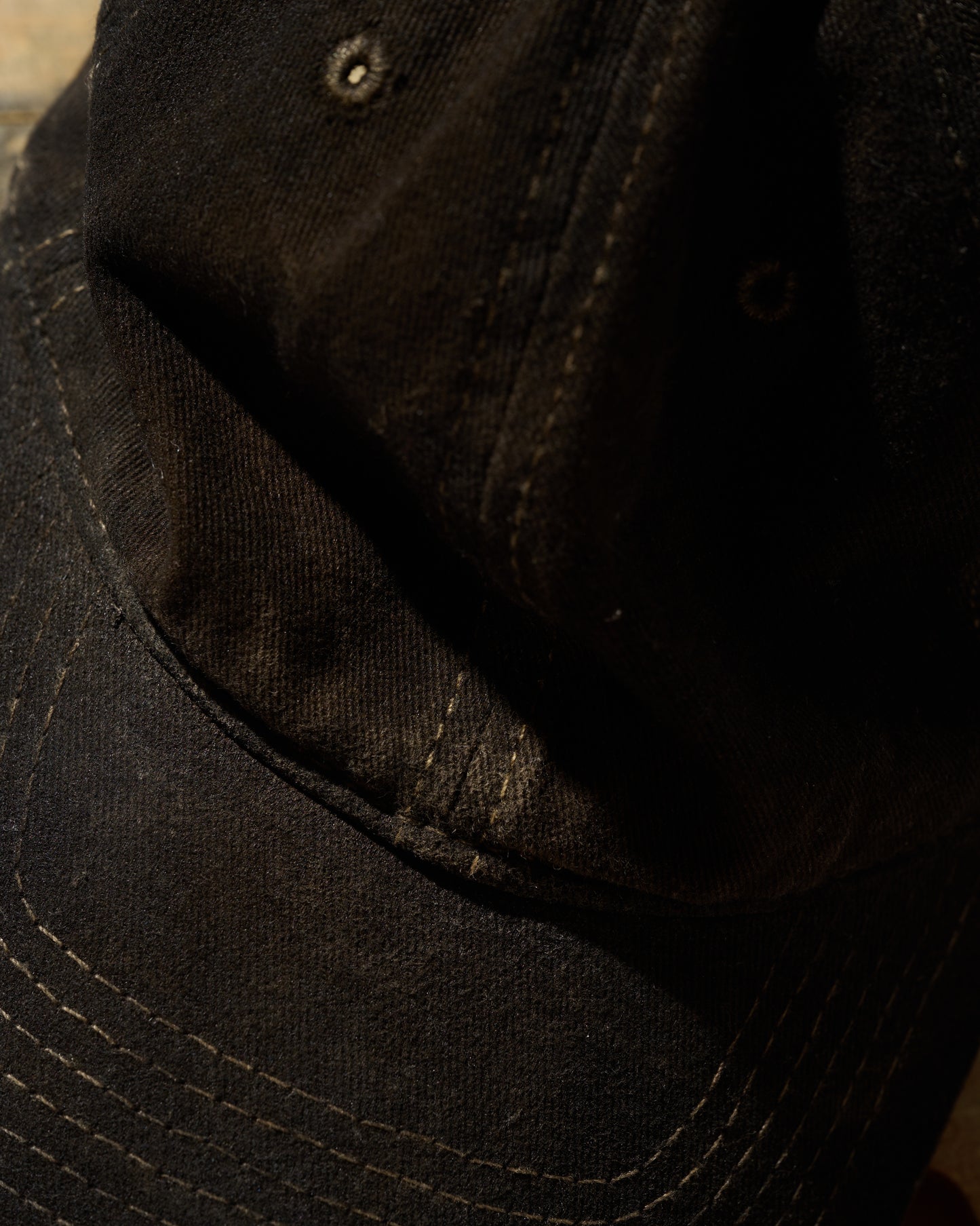 MUD DYEING FADED WASHED CAP