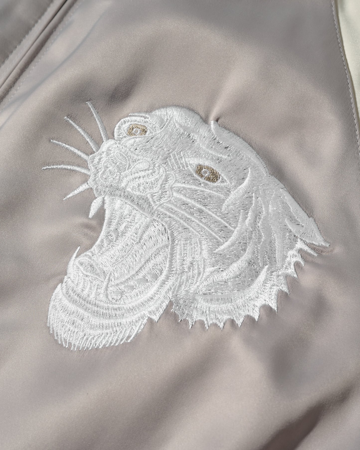 GRS SIGNATURE SOUVENIR JACKET / SLIVER & DIM GREY