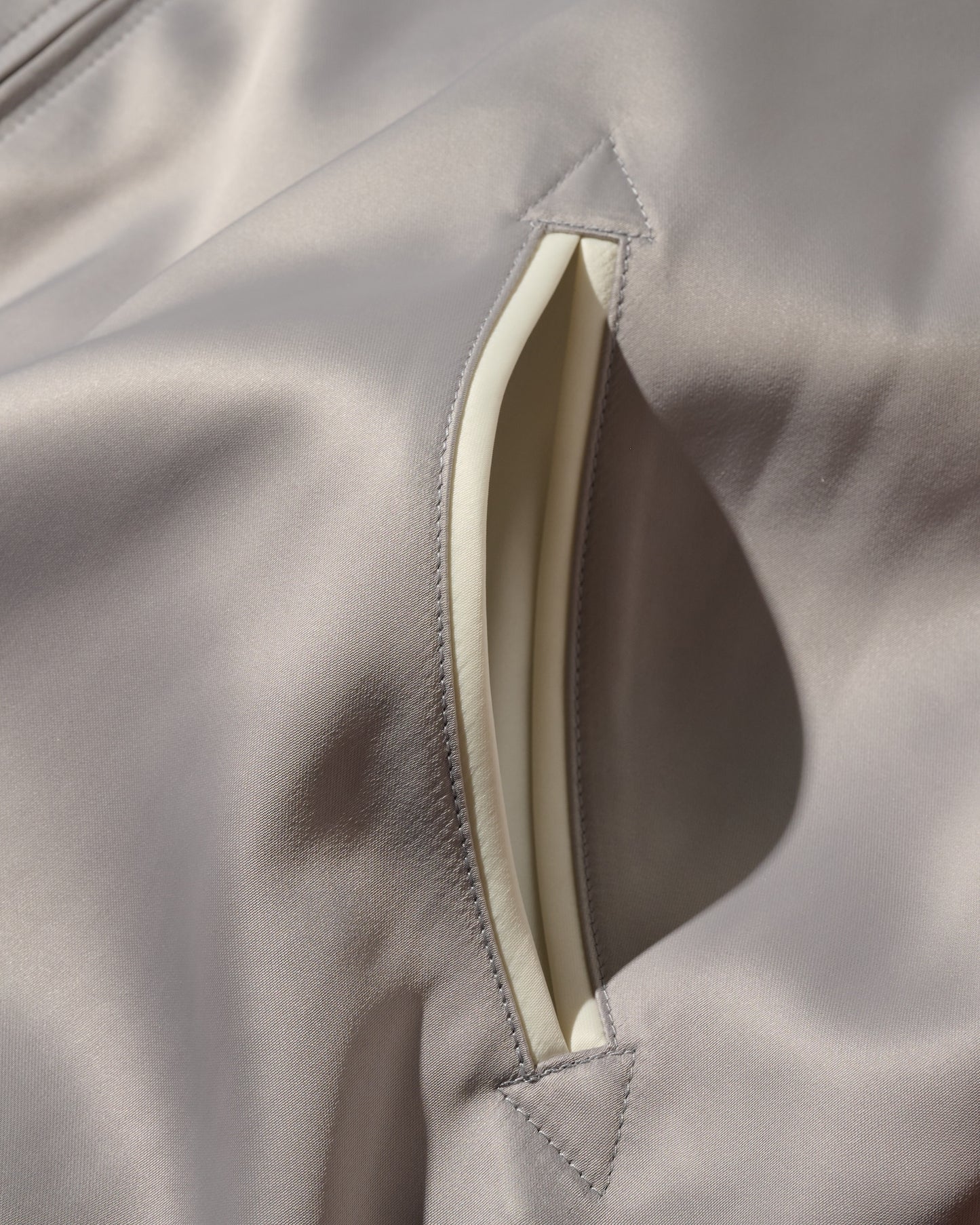 GRS SIGNATURE SOUVENIR JACKET / SLIVER & DIM GREY