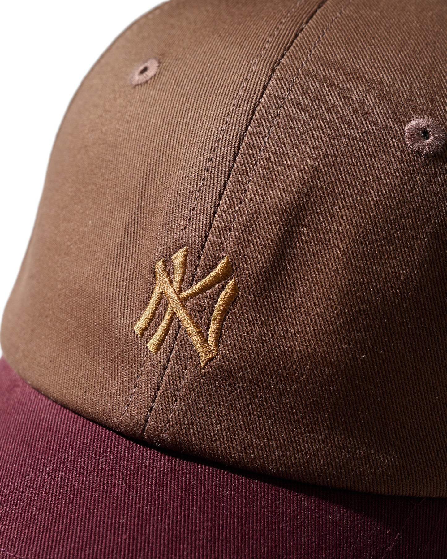EMBROIDERY "KN" TWO TONE CAP