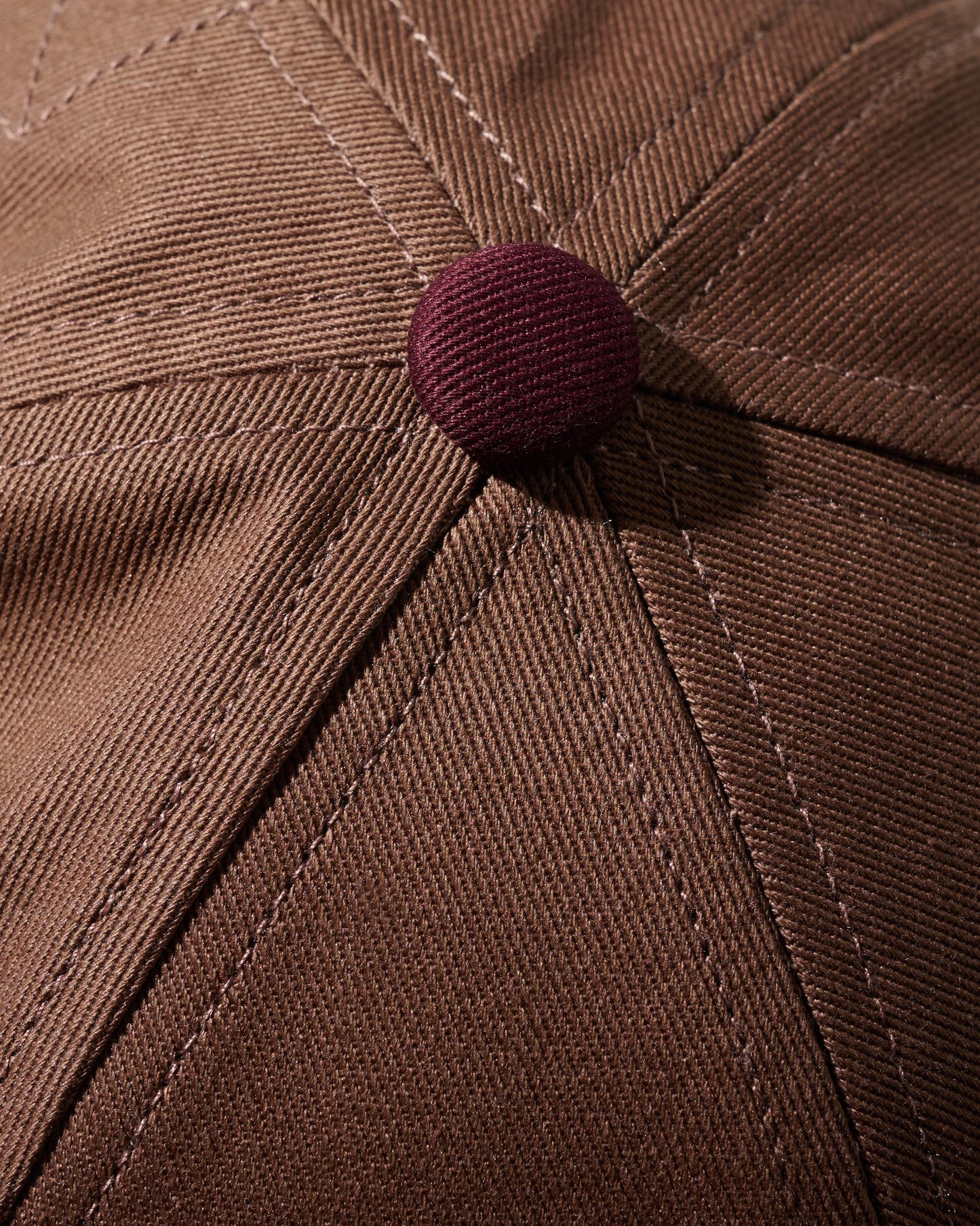 EMBROIDERY "KN" TWO TONE CAP