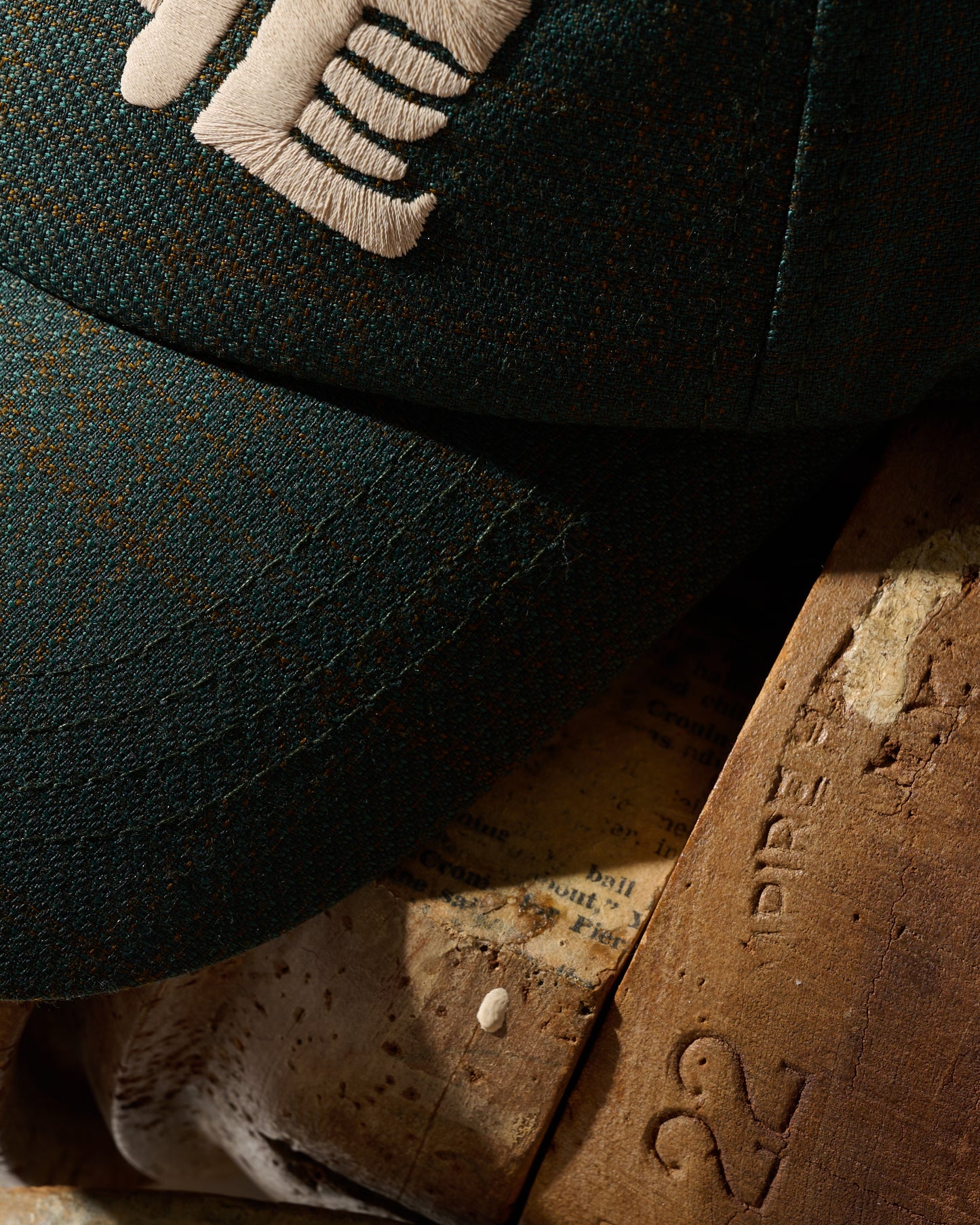 GRS Kowloon Embroidery Italian Suiting Wool Cap / Type 10