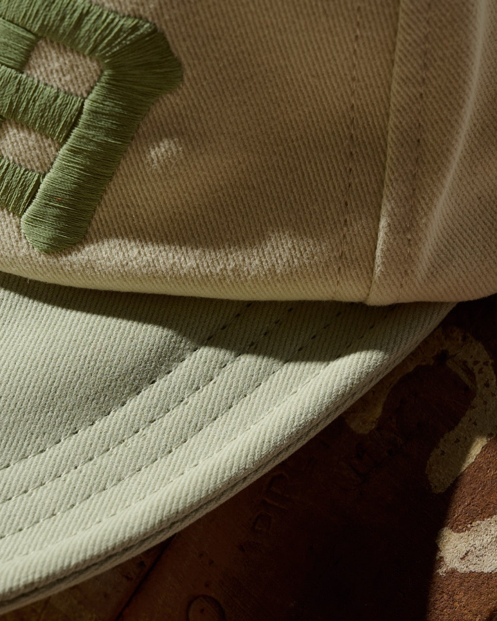 F&P EMBROIDERY FREEDOM FLIP UP CAP / OLIVE