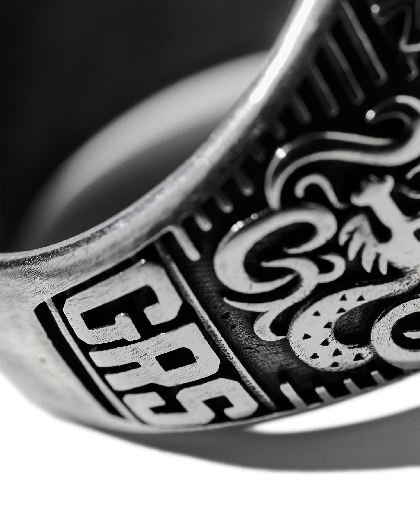 [PRE-ORDER] KN CHAMPION CLUB RING / 925 SLIVER