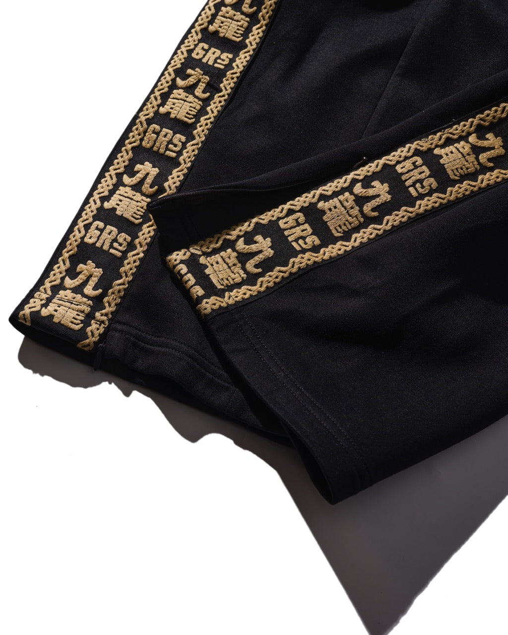 [PRE-ORDER] TEAM RISING TRACKSUIT / BLACK