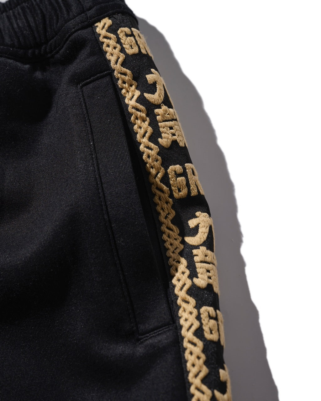 [PRE-ORDER] TEAM RISING TRACKSUIT / BLACK