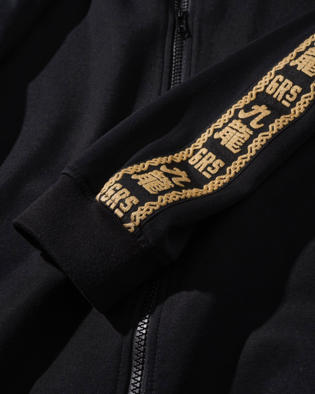 [PRE-ORDER] TEAM RISING TRACKSUIT / BLACK