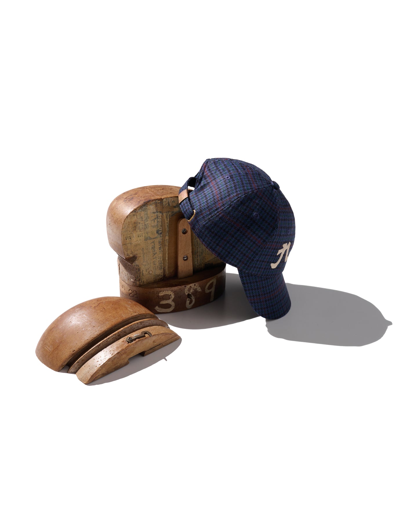 GRS Kowloon Embroidery Italian Suiting Wool Cap / Type 13