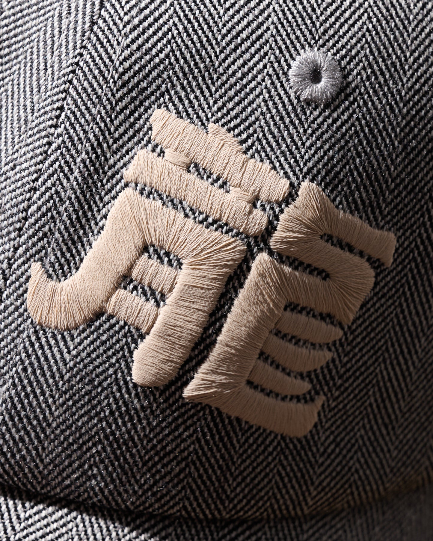 GRS Kowloon Embroidery Italian Suiting Wool Cap / Type 16