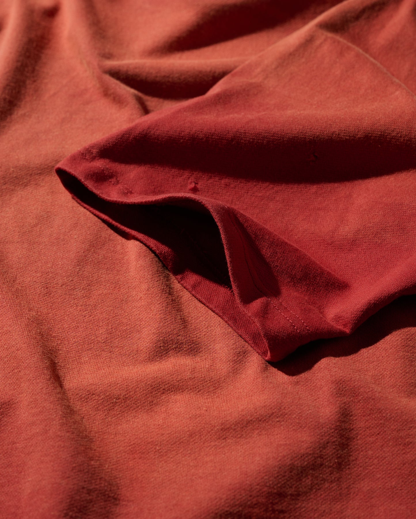 GRS SUN FADED S/S POCKET TEE / BURGANDY