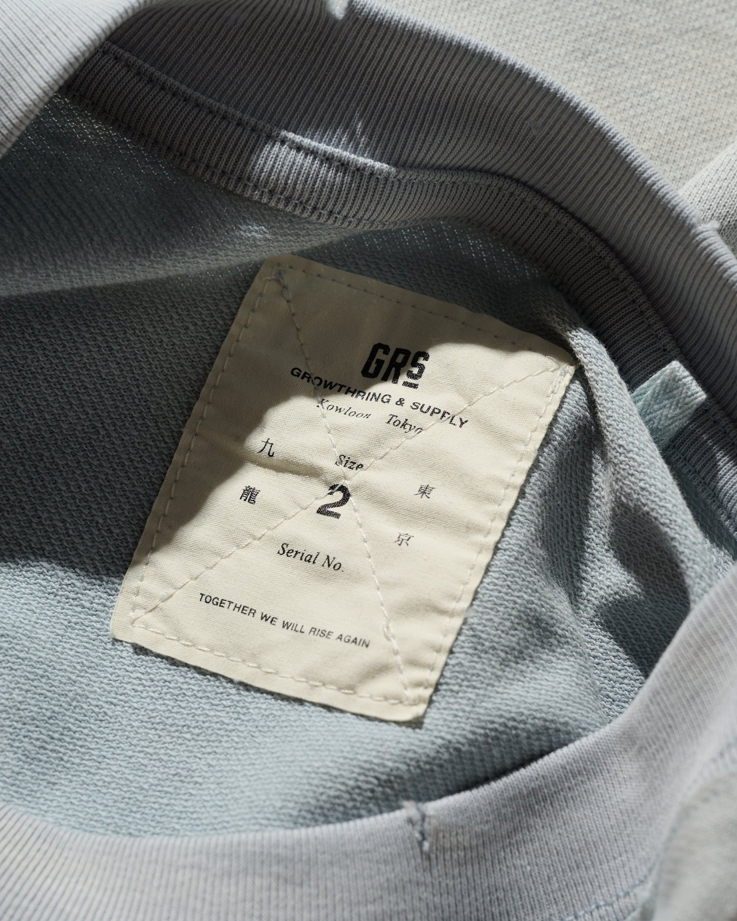 GRS SUN FADED S/S POCKET TEE / GREY