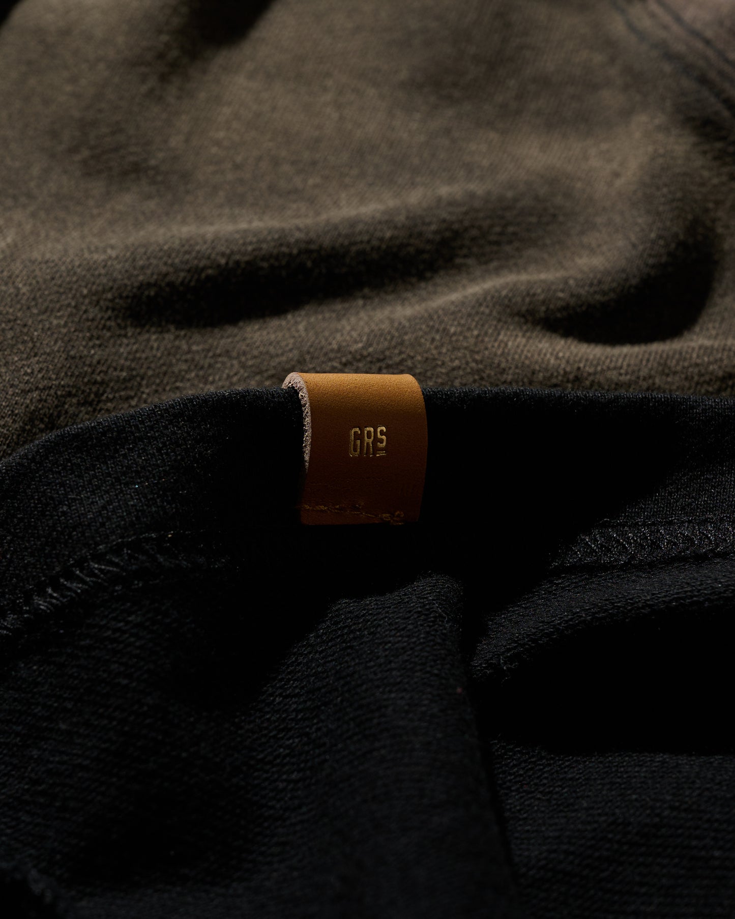 GRS SUN FADED S/S POCKET TEE / BLACK
